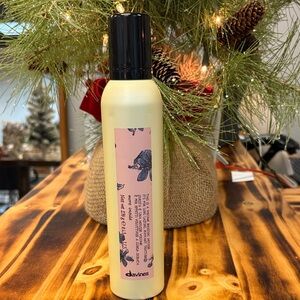 Davines volume boosting mouse